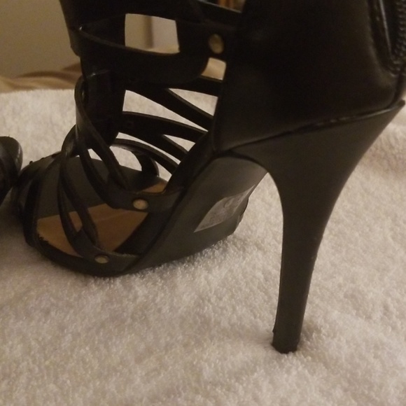 Shoes Sold - Picture 5 of 5